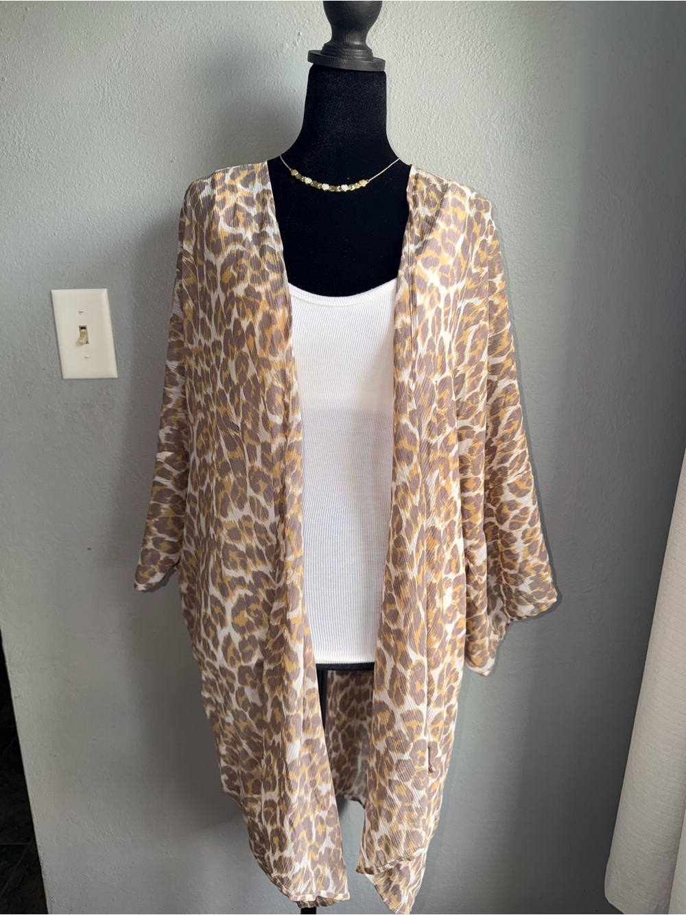 Aerie cover up size Small